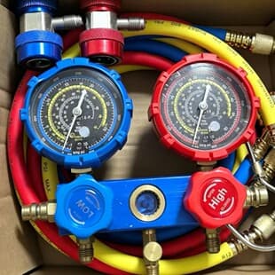 Air Conditioning Refrigerant Dual Gauge Valve Body, Manifold Gauge Set Valve Body Accessories, AC Charging Gauge Repair
