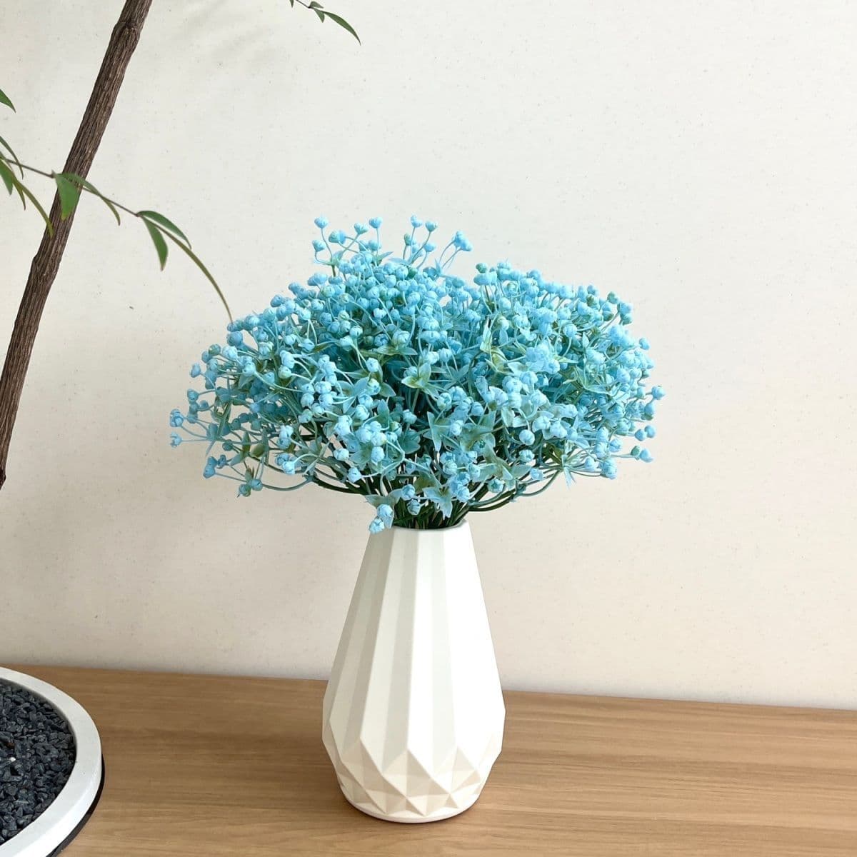 Artificial Baby's Breath Flowers Decorative Floral Arrangement Plastic Flowers for Table Vase Office Decor Home Ornament