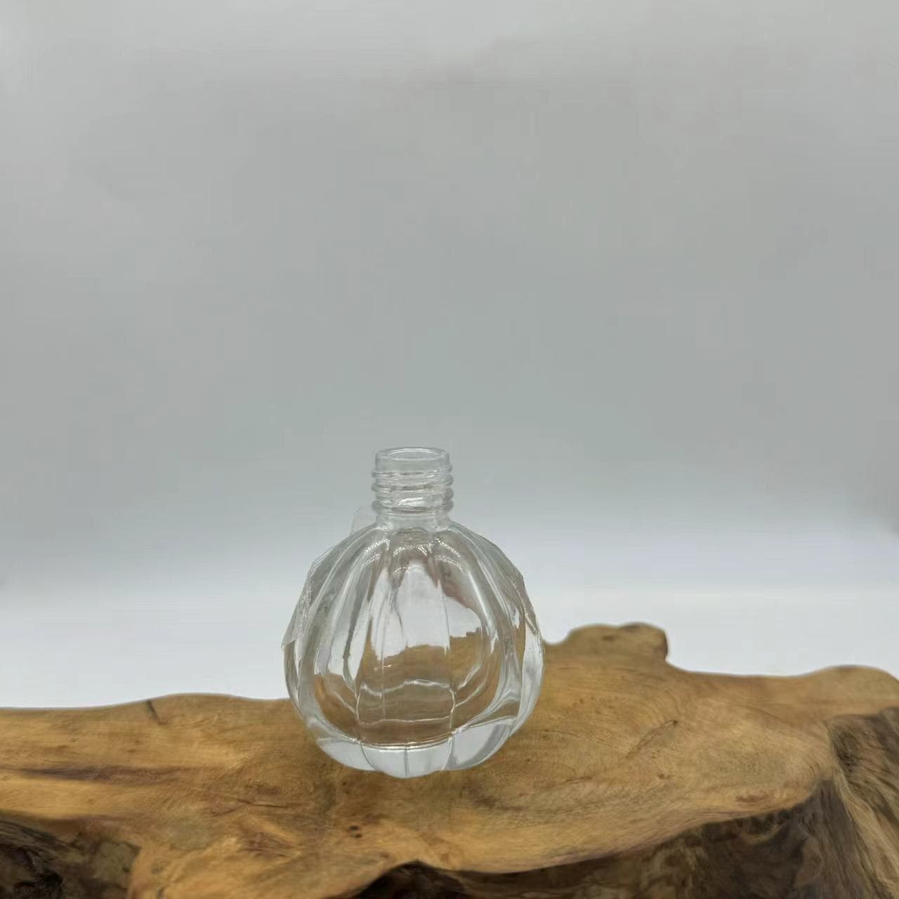 Manufacturer Direct Stock Clear Pumpkin Glass Bottles