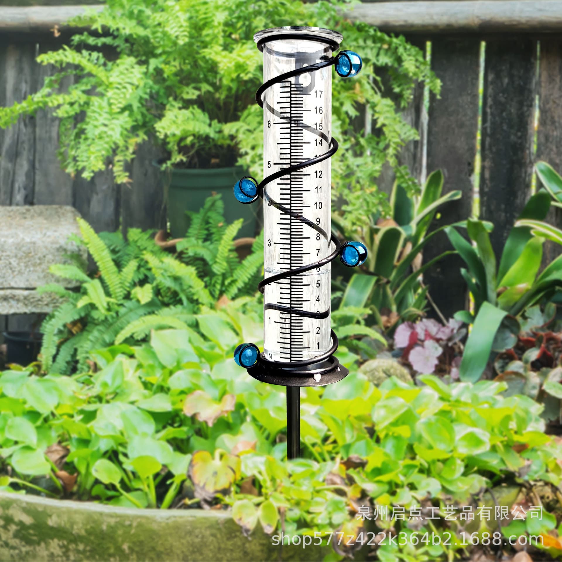 Cast Iron Wall-Mounted Rain Gauge with Metal Frame, Outdoor Garden Lawn Decoration