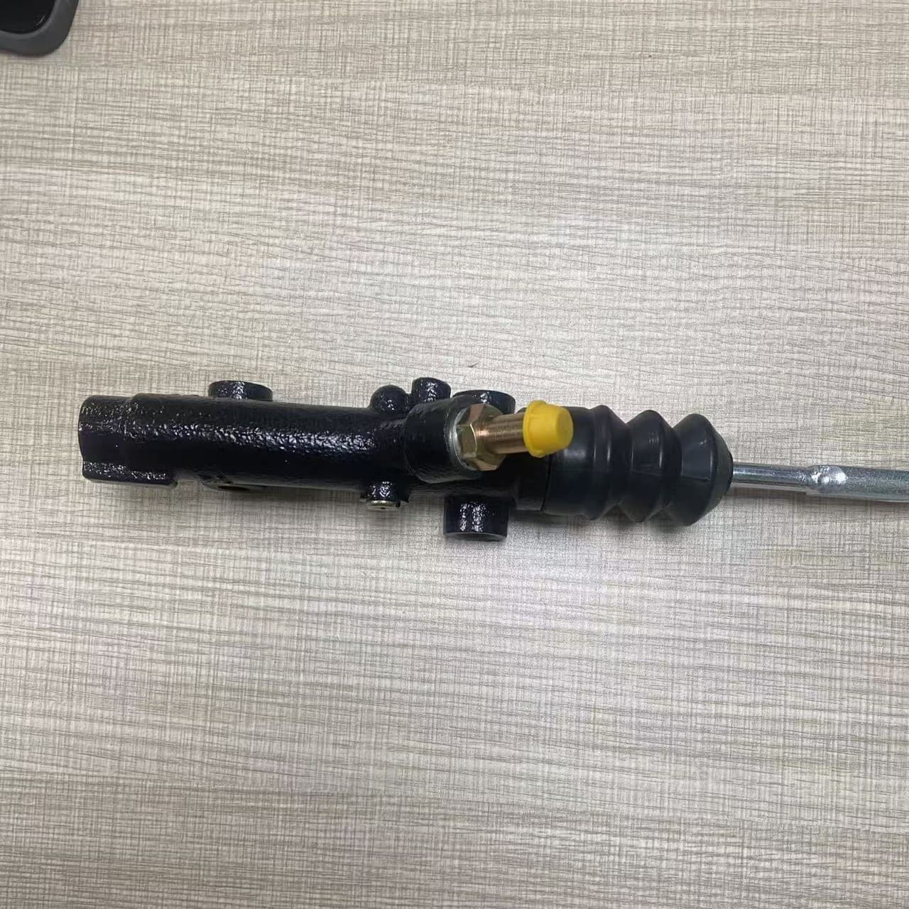 ME625257 Brake Master Cylinder