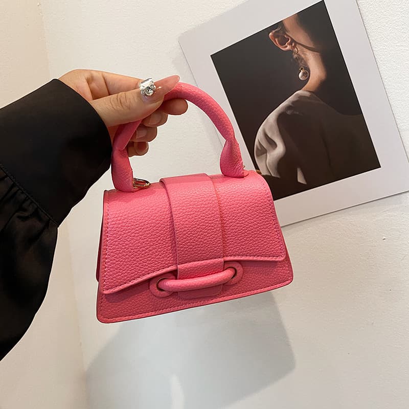 Handbag 2026 New Retro Fashion Women's New Simple Casual Crossbody Bag Casual Versatile Hand Carrying Kelly Bag