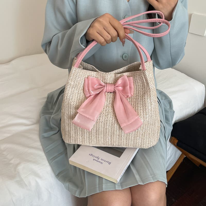Woven Bow Handbag for Women 2026 New Niche Design Shoulder Bag High-End Versatile Tote Bag