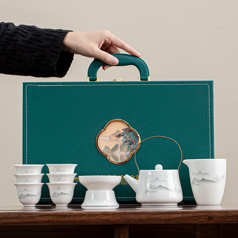Home-use luxury ceramic tea set with cover and bowl, Kungfu cups for business gifts with custom logo