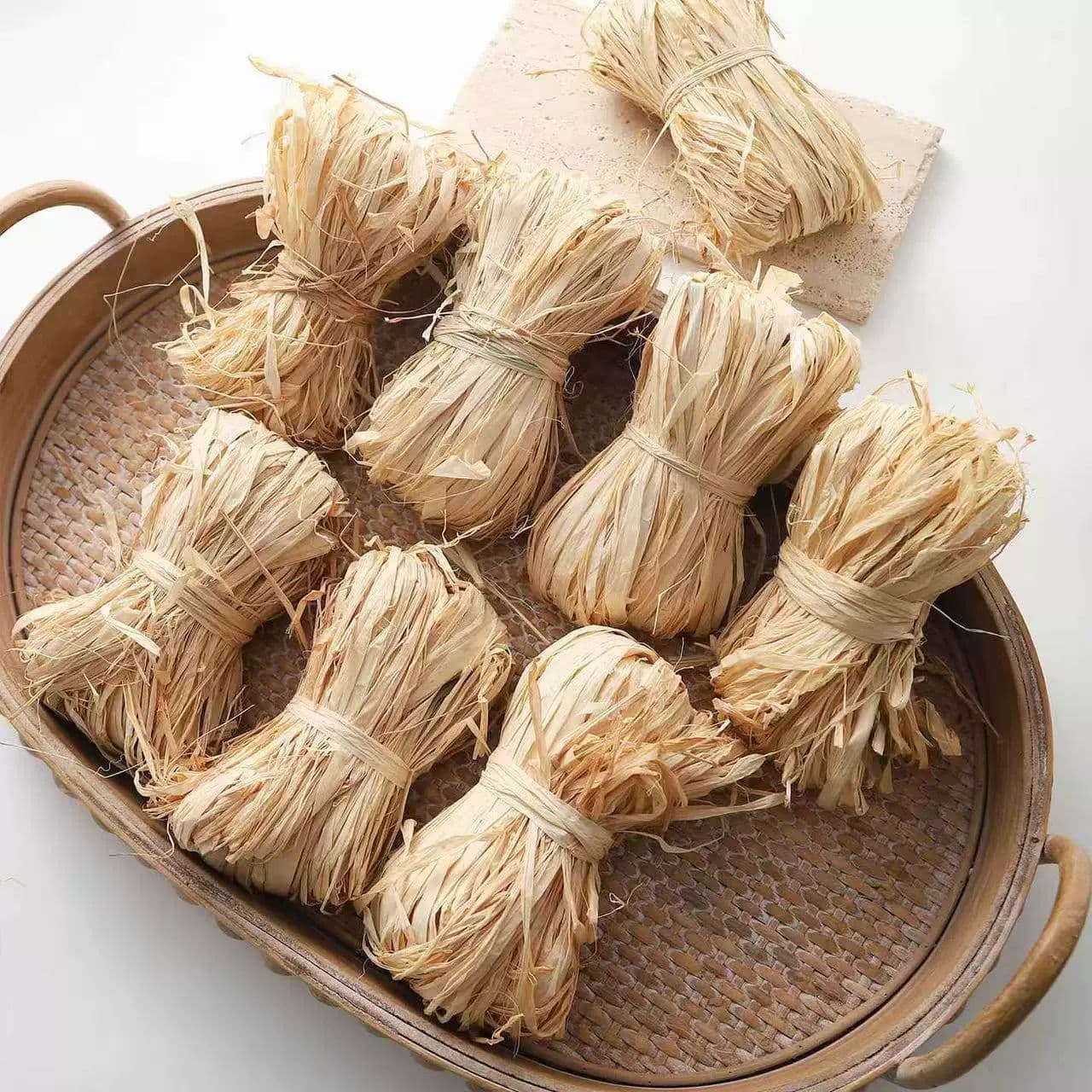 Natural raffia paper silk packaging gift box filler flowers and fruit box decoration odor-free flower shop floral materials