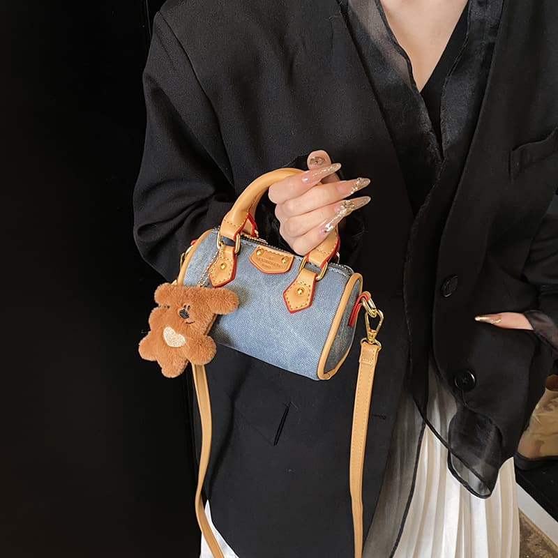 Trending Exquisite Mini Cylinder Bag for Women 2025 New Style Premium Light Luxury Niche Shoulder Crossbody Bag