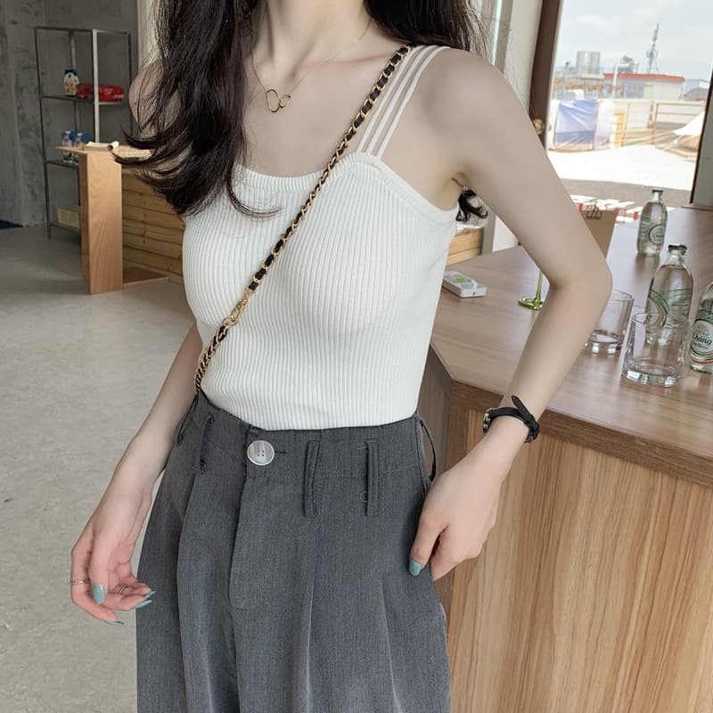 Sweet Red Short Sleeveless Women's Vest New Summer Style Slim Fit Knitted Top Trendy Fresh Style Shoulder Strap Three Bars