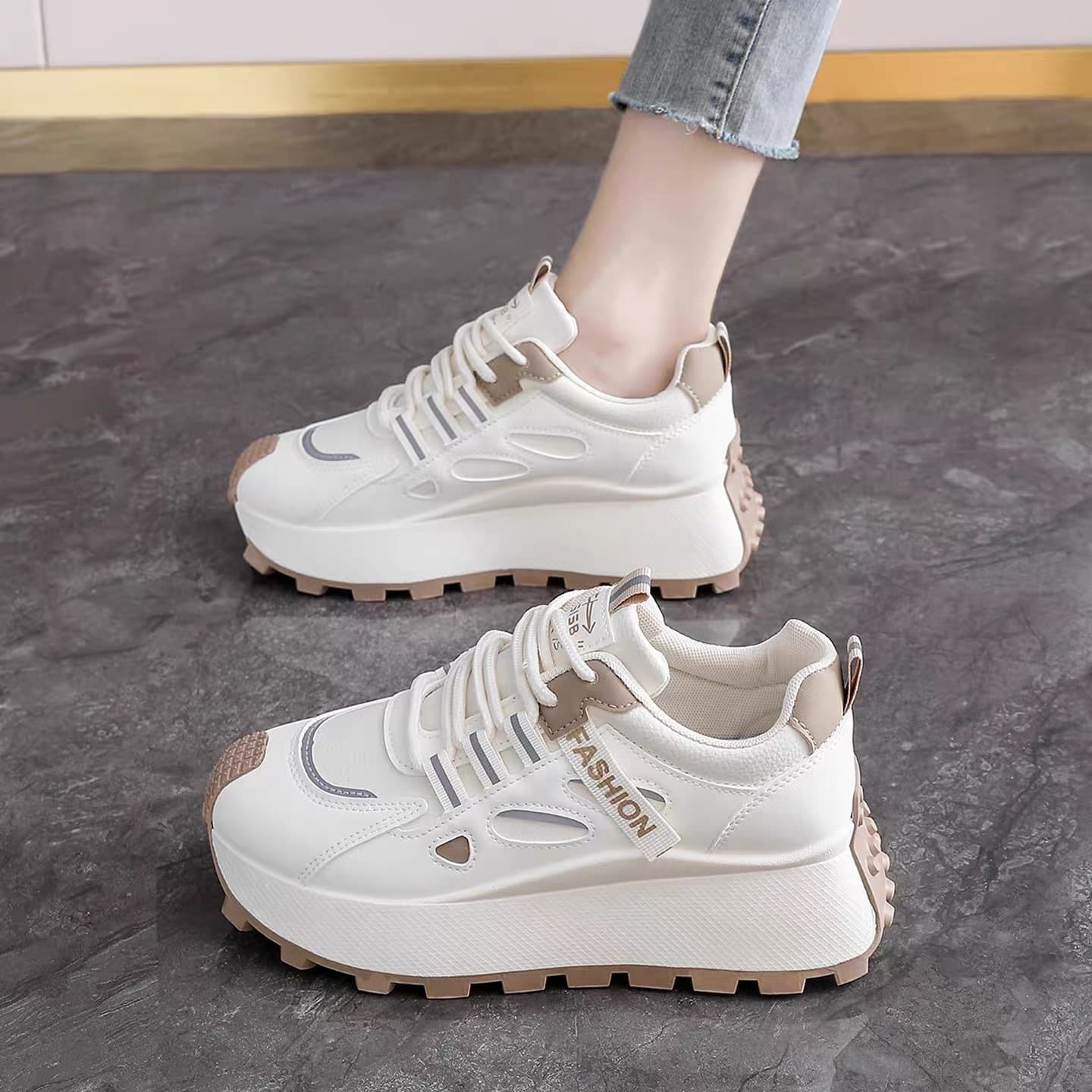 Spring/Fall Women's Breathable Sports Shoes Korean Style Chunky Platform Casual White Dad Sneakers