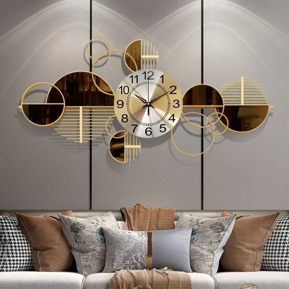 Modern simple wall clock living room restaurant study creative clock light luxury fashion personalized clock home silent atmosphere