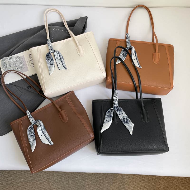 Vintage Simple Large Capacity Women's Bag 2026 New Summer Versatile Shoulder Bag Casual Work Commute Tote Bag