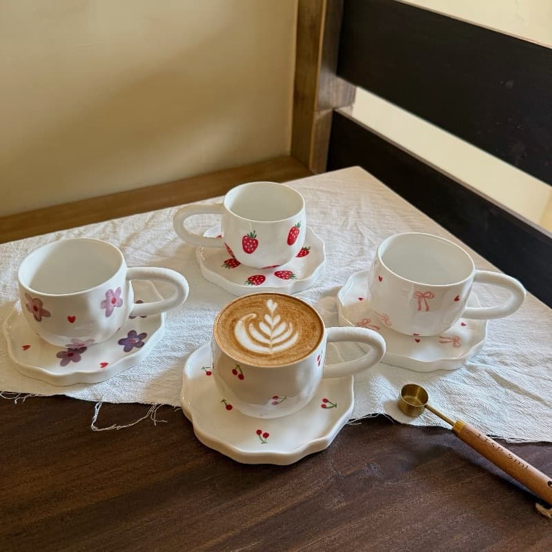 French Vintage Handmade Ceramic Coffee Cup and Plate Afternoon Tea Dessert Plate Cup Set Ins Style Hand-Painted Home Goods
