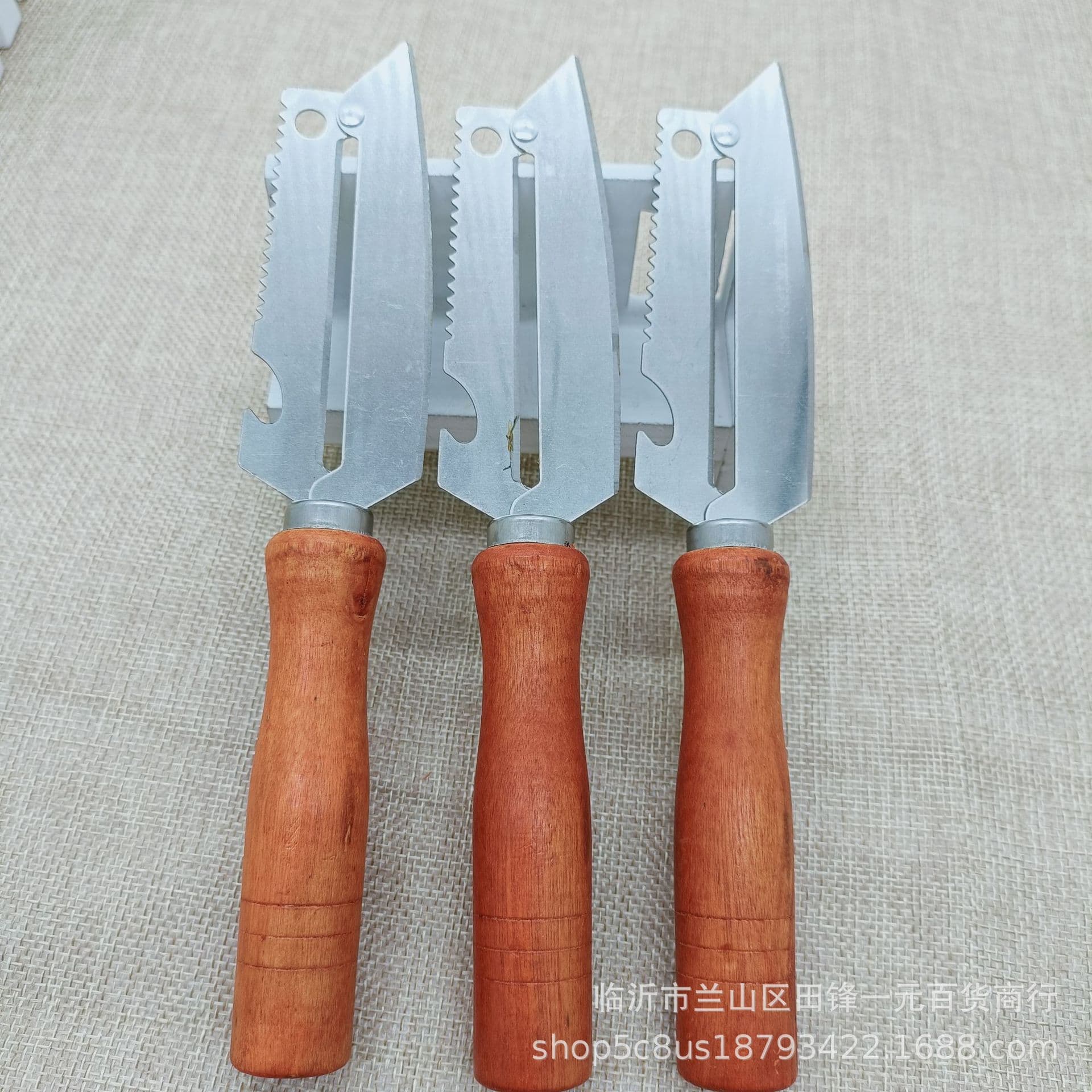 Yiyuan Wooden Peeling Knife, Three-in-One Peeler for Scraping, Shaving, and Cutting, Kitchen Tool Wholesale