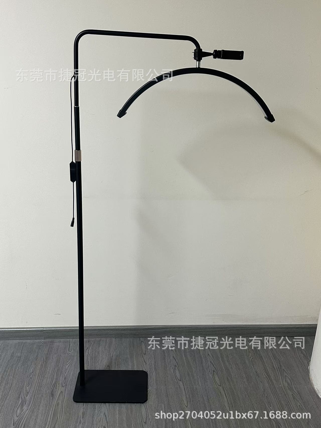 Amazon 24-inch Half-Moon Beauty Lamp LED Eye-Caring Floor U-Shaped Fill Light for Tattoo, Nail Art, Eyebrow Tattoo, and Eyelash Extensions