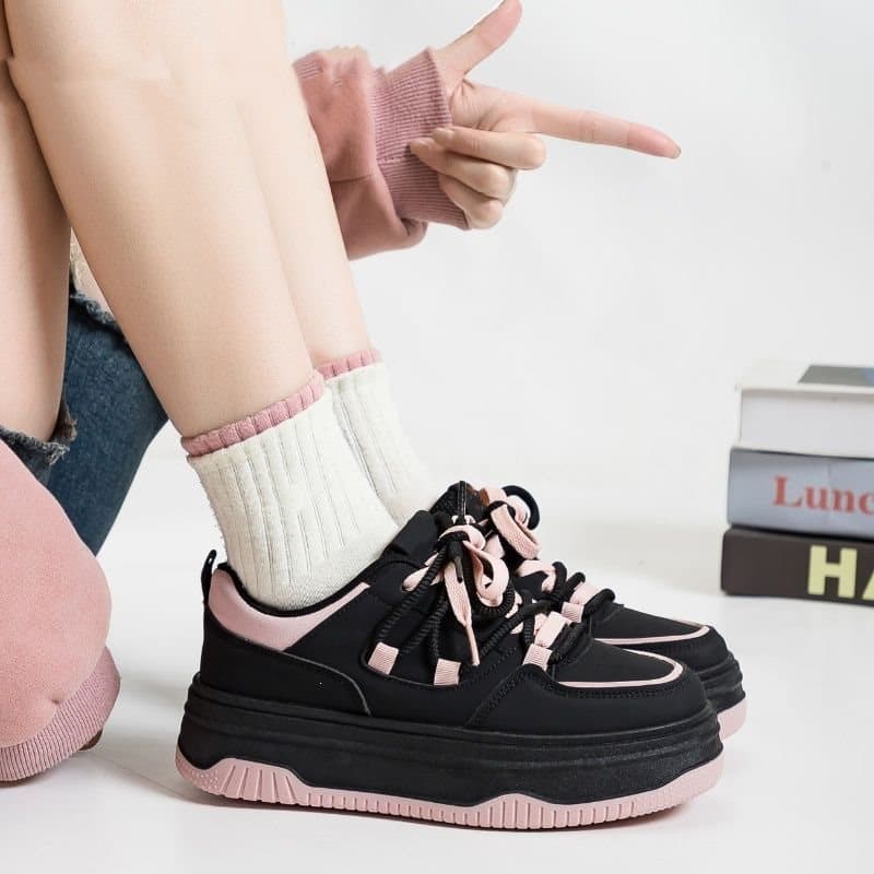 Niche Original Black Pink Women's Shoes 2025 New Spring Casual Women's Shoes Versatile Thick Sole Sports Skate Shoes