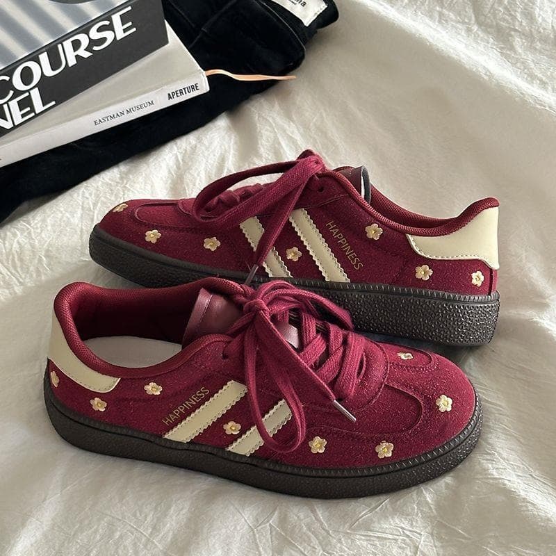 Vintage Red Flat German Training Shoes for Women, Versatile Niche Style, 2025 Spring New Arrival Student Casual Sports Sneakers
