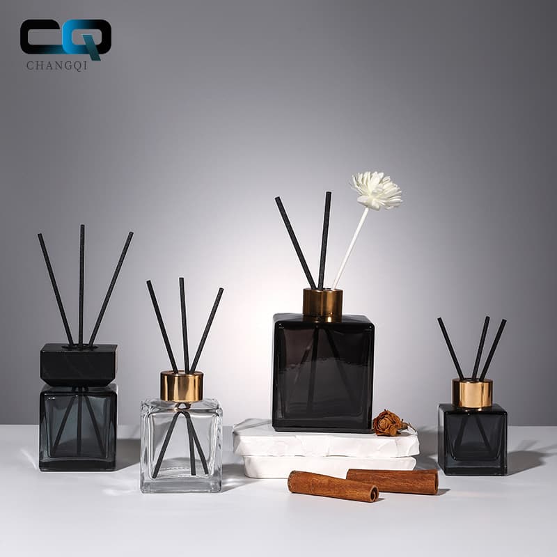 High-looking new Sifang aromatherapy bottle empty bottle 500ml transparent black square wooden lid home decoration deodorant diffuser bottle