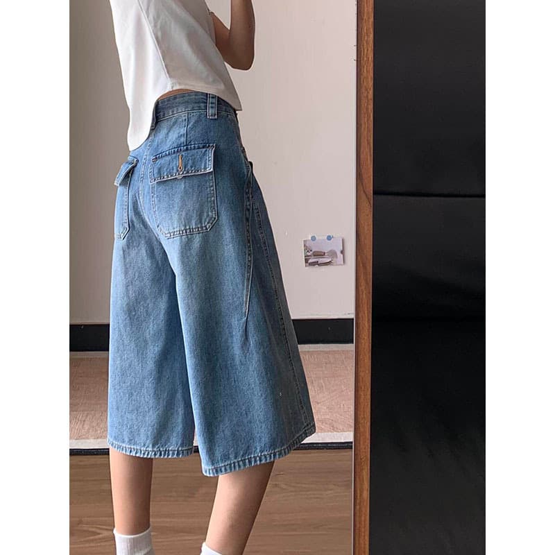 Retro American style three-point denim shorts for women in summer 2026 new version, super nice-looking 7-point mid-pants pockets to lift hips
