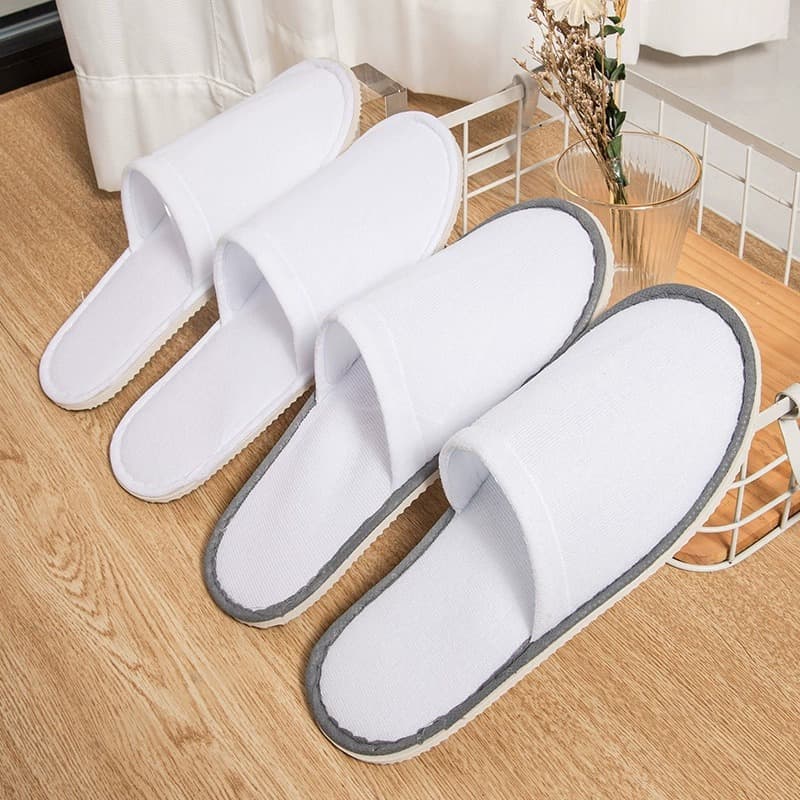 Hotel disposable slippers non-slip for homestays, inns, beauty salons, and home hospitality with added thickness