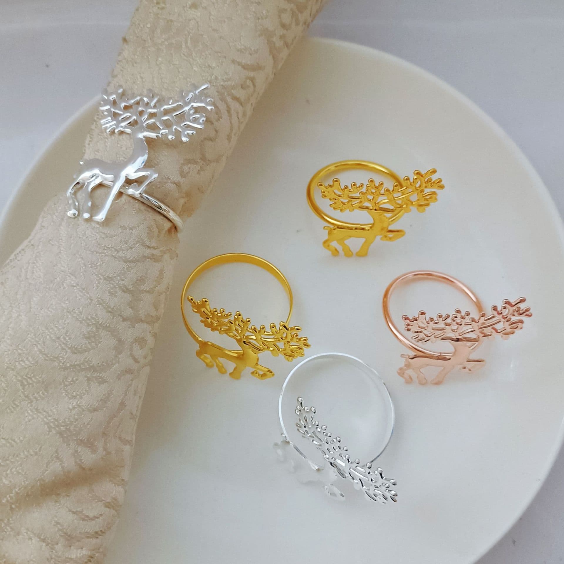 Amazon Bestseller Napkin Rings, Christmas Deer-themed, Direct Supply from Manufacturers for Hotel Western Dining