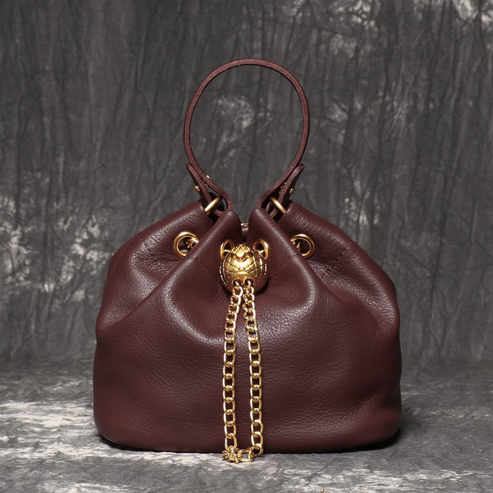 New Handmade Top-Grain Leather Cosmetic Bag, Fashion Casual Versatile Genuine Leather Bucket Bag, High-Quality Soft Leather Chain Bag