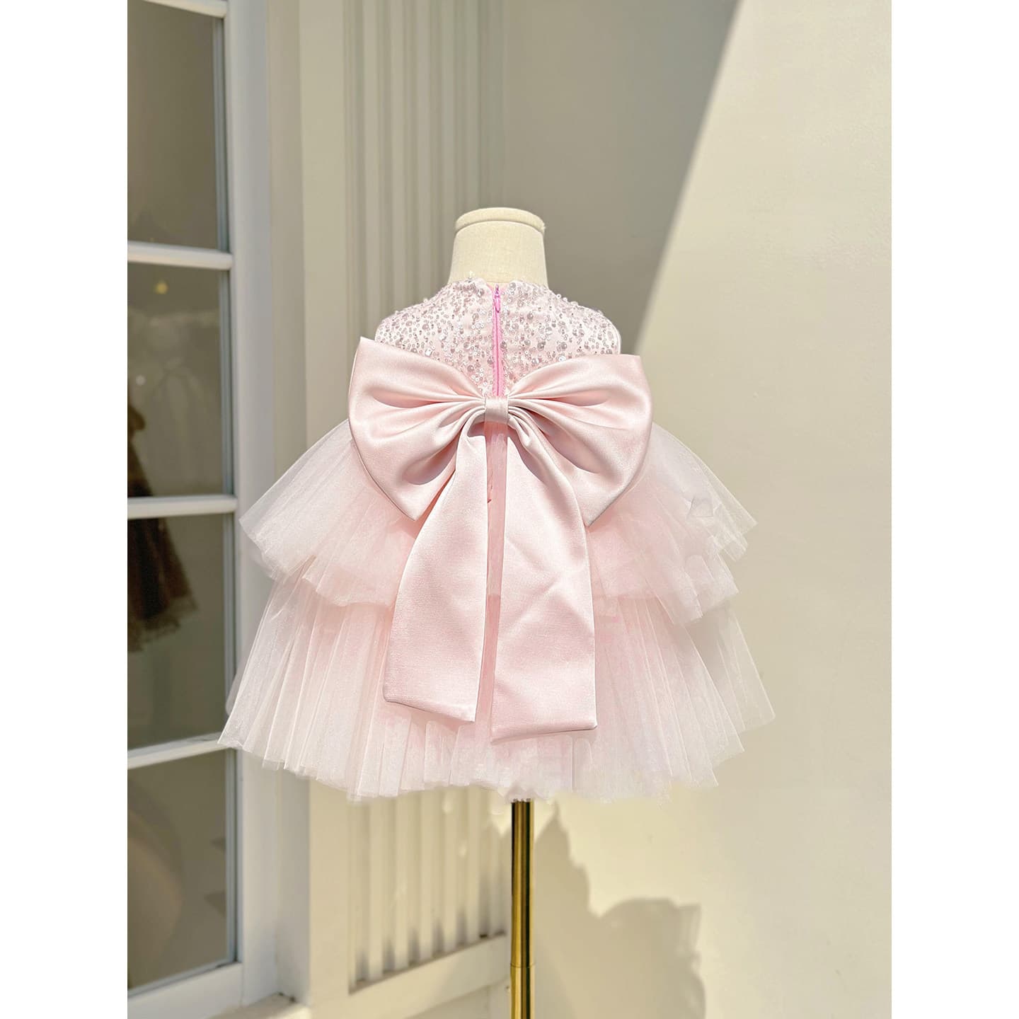Girls' Birthday Princess Dress Stunning Pink New Sequined Tulle Tutu Short Dress Stylish Bow Party Gown