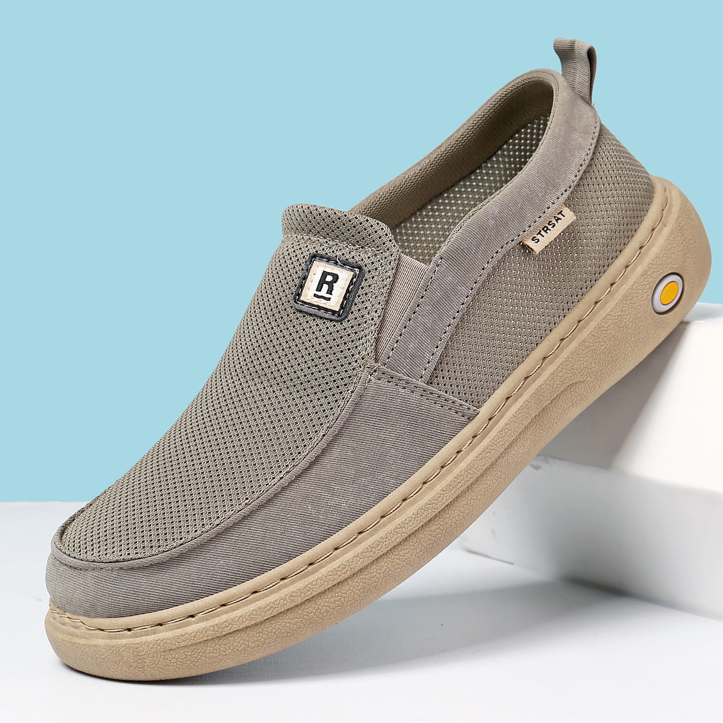 Men's Shoes 2026 Spring Summer Breathable Comfortable Slip-On Men's Shoes Anti-Slip Wear-Resistant Versatile Fashionable Dad Shoes