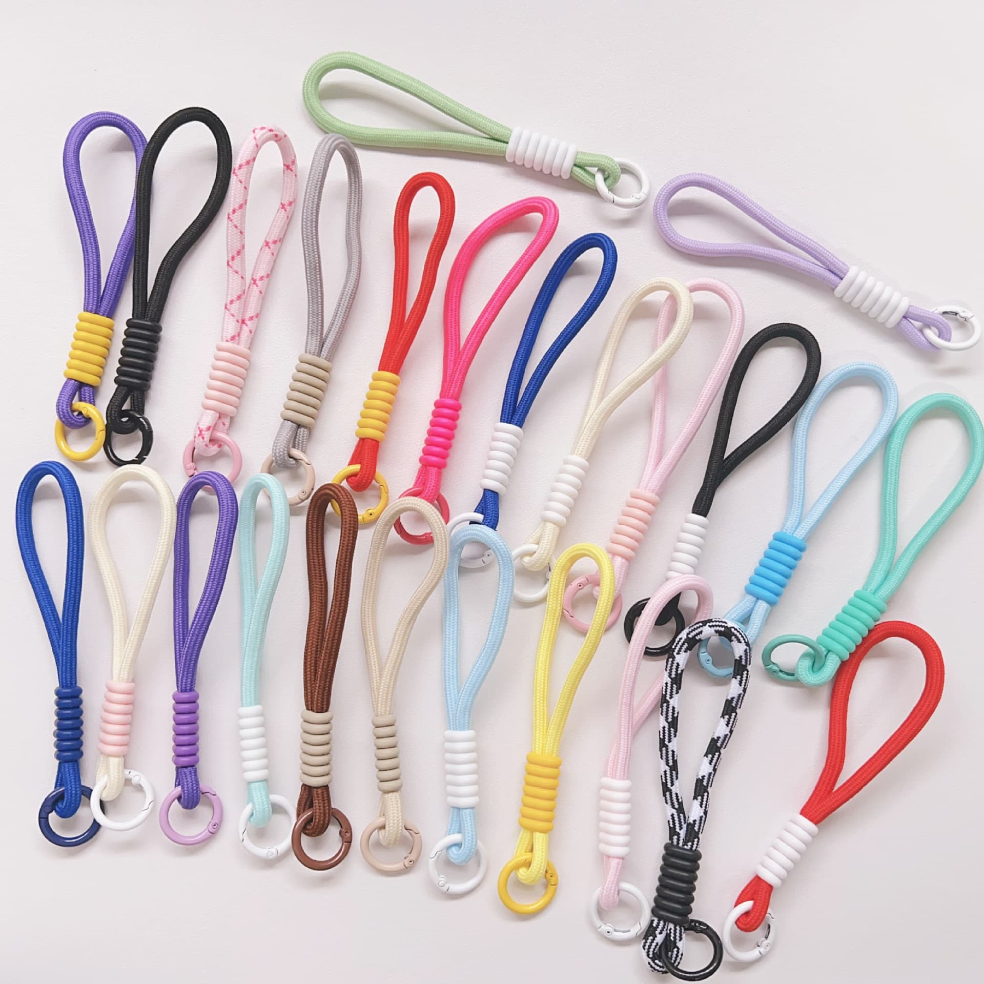 Trendy Minimalist Color-Blocked Phone Lanyard Keychain Universal Phone Case Mesh Short Strap Creative Car Key Pendant