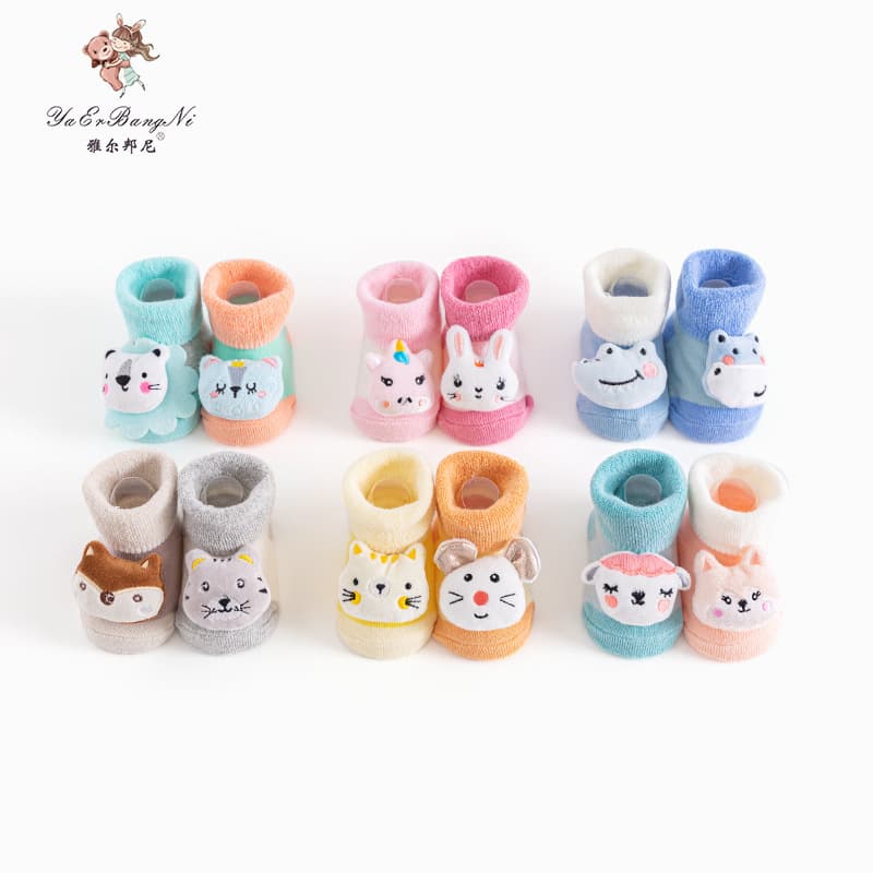 Children's Autumn and Winter Socks, Terry Terry Thickened Newborn Socks 0-9 Months, Dot-Glue Baby Socks, Cartoon Infant Thickened Warm Socks