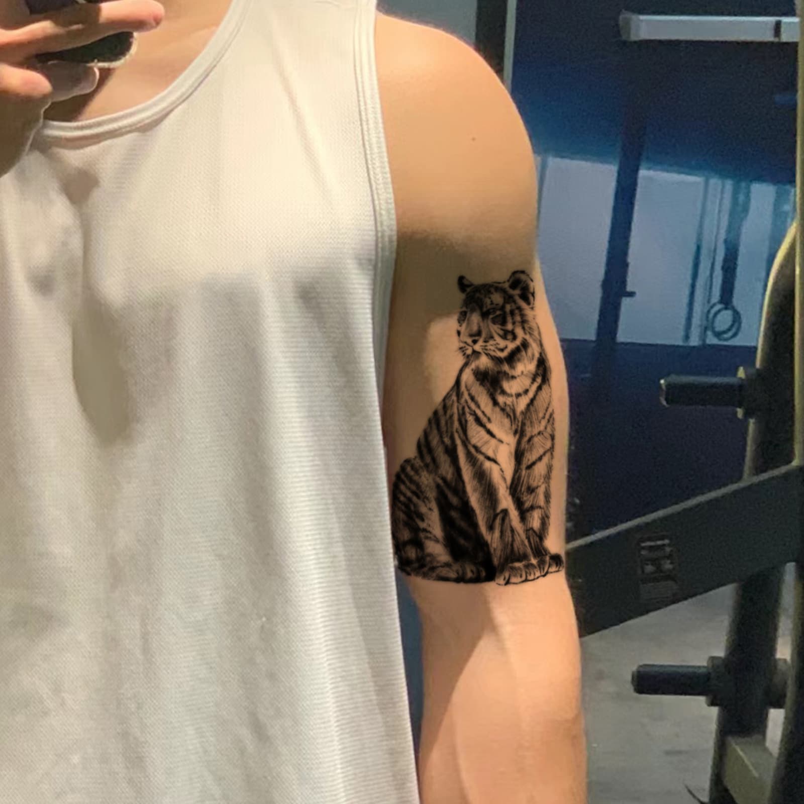 Domineering standing tiger tattoo stickers waterproof and long-lasting personality European and American style men's tattoo stickers cross-border new style