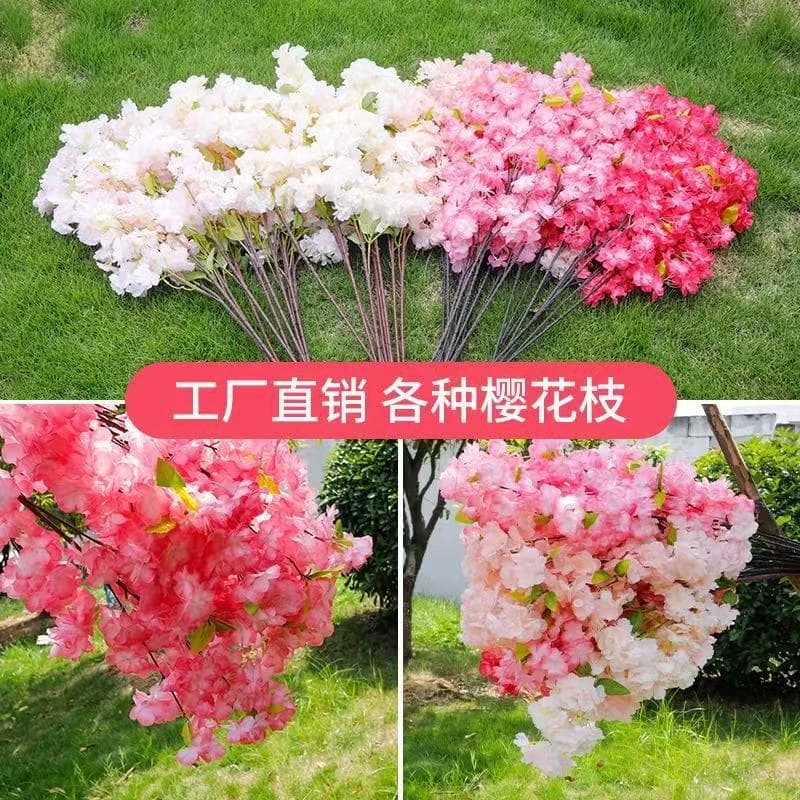 Artificial Cherry Blossom and Peach Blossom Branches, Fake Flowers for Indoor and Outdoor Decoration, Wedding and Pear Blossom Plastic Silk Flowers, Ceiling Hanging Decor