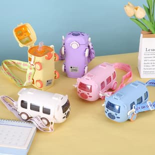 New Baby Bus Straw Cup Children's Cartoon Plastic Cup Portable with Carry Rope Student School Water Bottle Wholesale