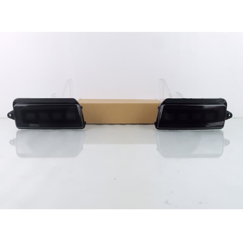 Suitable for 2005-10 Jeep Grand Cherokee Dodge Coolway rear bumper light modified LED rear tail light fog light brake