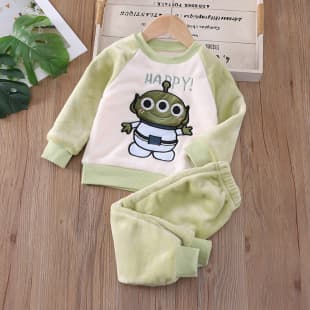 New Autumn/Winter Embroidered Flannel Homewear for Boys and Girls, Thick Plush Loungewear in a Loose, Relaxed Style
