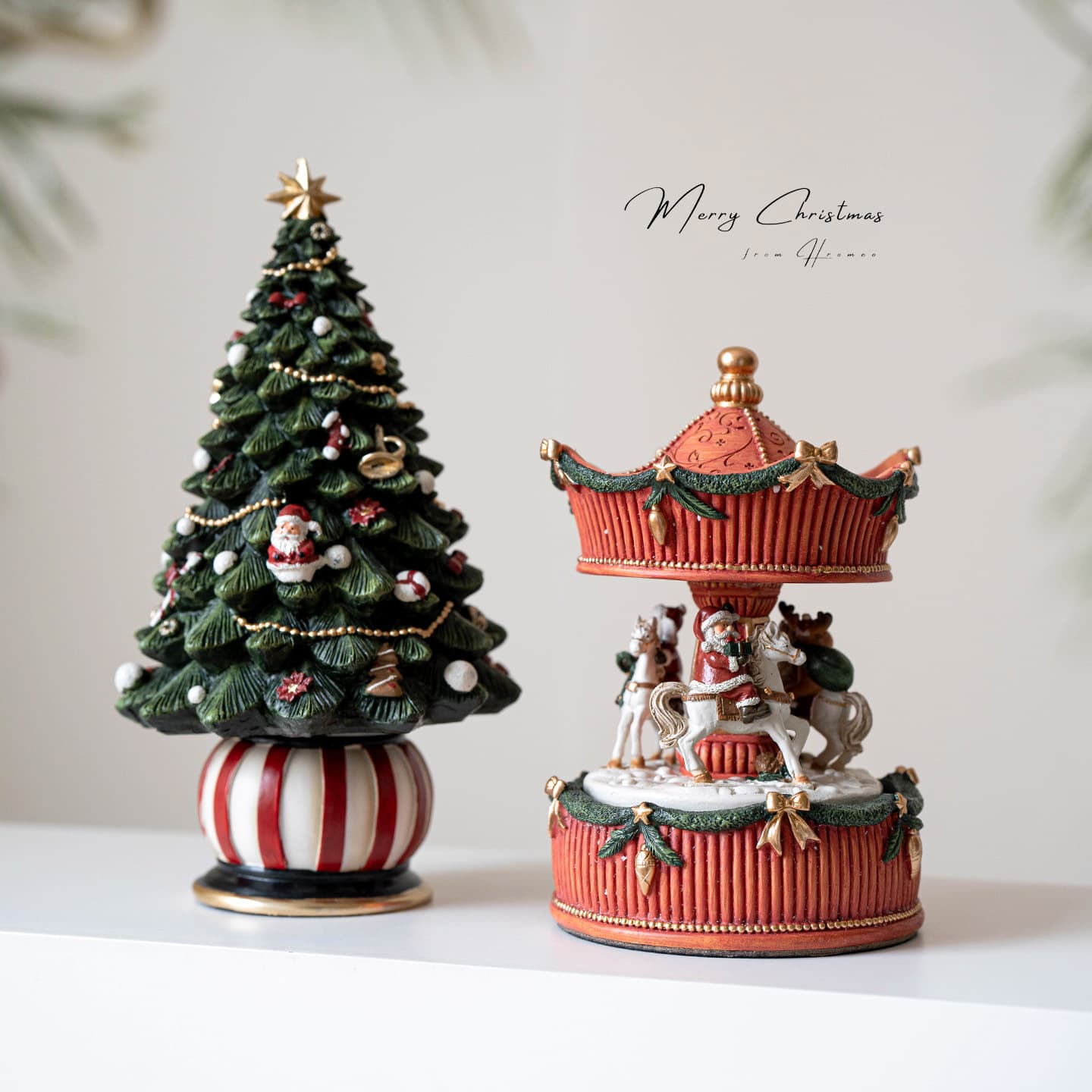 Export European resin bow Santa Claus train Christmas tree carousel music box gift for girls