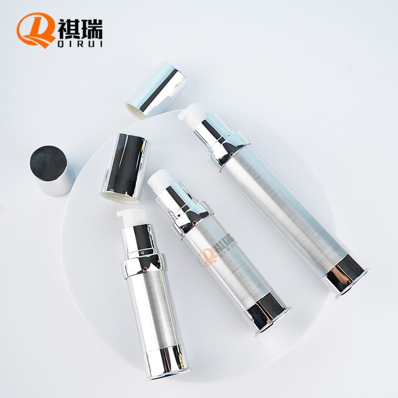 Vacuum bottle spray bottle push-type cosmetic dispensing bottle foundation lotion bottle travel size sample dispensing bottle