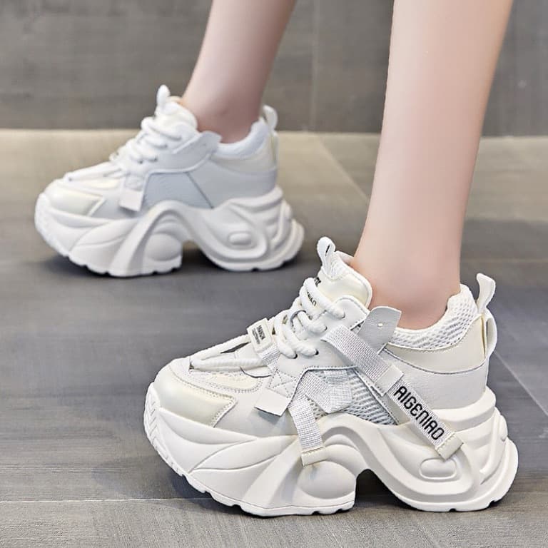 Women's Sports Sandals 2025 Spring New Thick Sole Breathable Hollow Dad Shoes Invisible Height Increase for Petite Women
