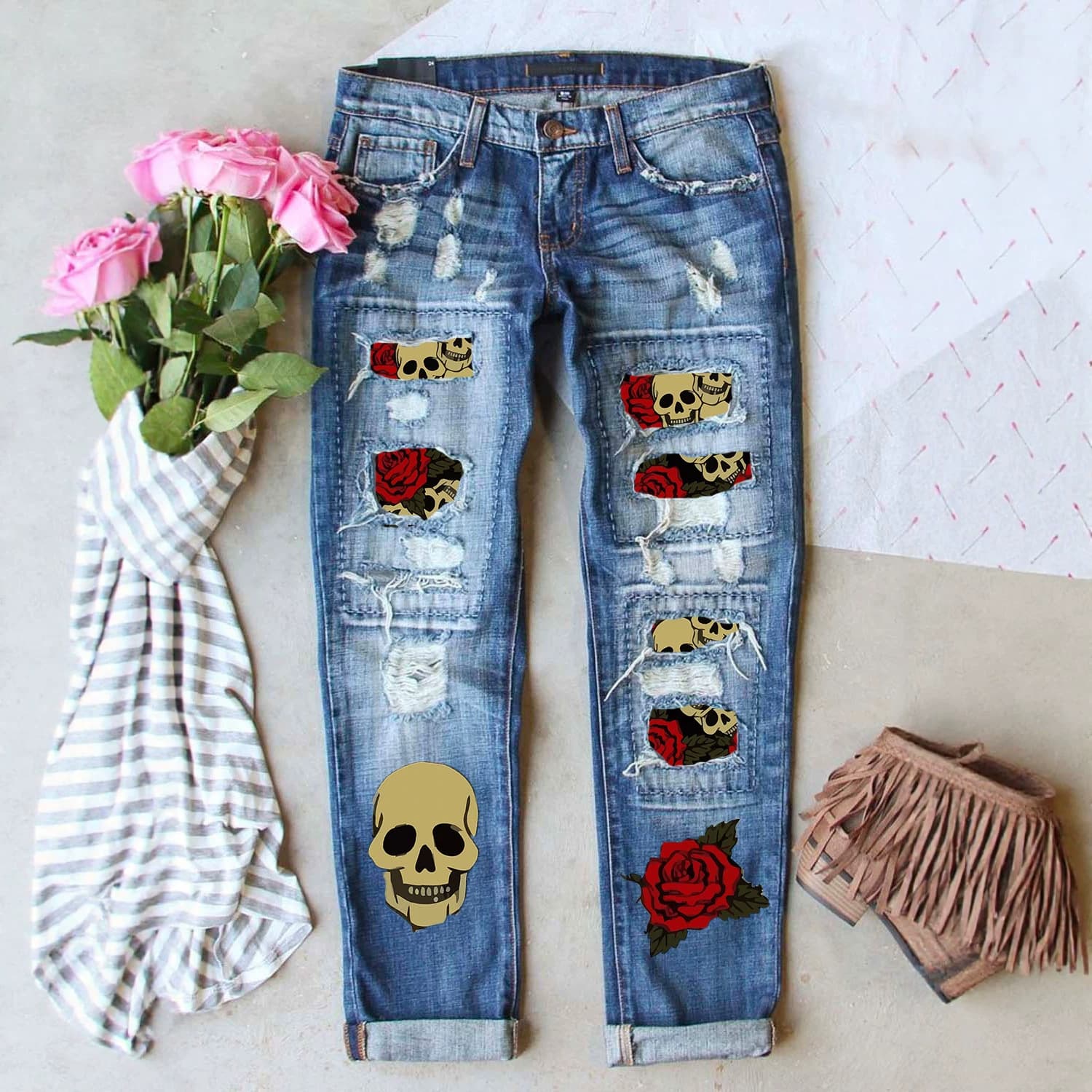 Amazon Hot Selling Women's Jeans Gothic Skull Patch Denim Long Pants Mid Waist Ripped Jeans