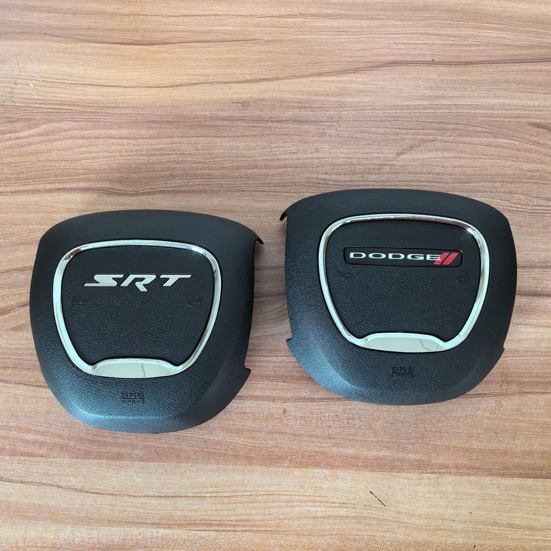 For Dodge Challenger SRT Hellcat Car Steering Wheel Horn Cover Trim Shell