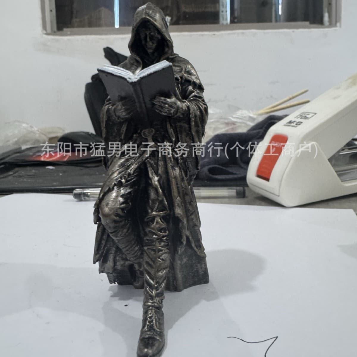 New Cross-border Gothic Reaper Bookshelf Statue Resin