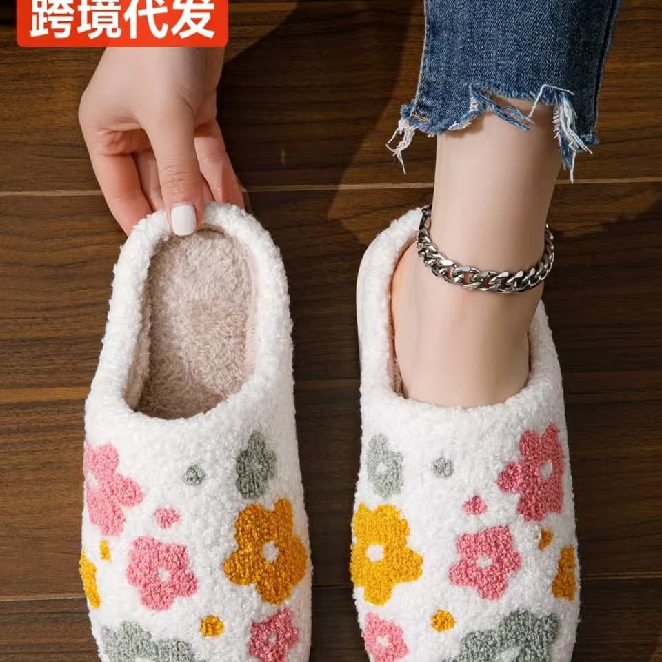 Warm and Lightweight Winter Cotton New Style Slippers, Kitten Cartoon Indoor Slippers, Cross-Border Foreign Trade Slippers, Home Slippers