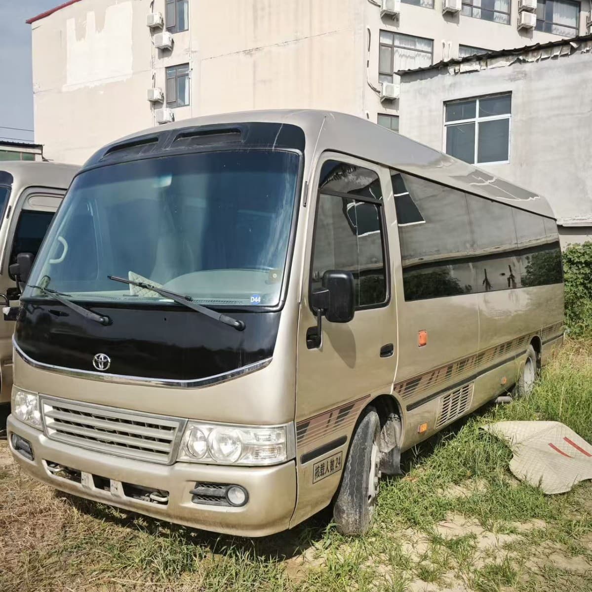 Sale Export to Africa Business Luxury Bus Coach Cross-border Export Premium Used Toyota Coaster Diesel