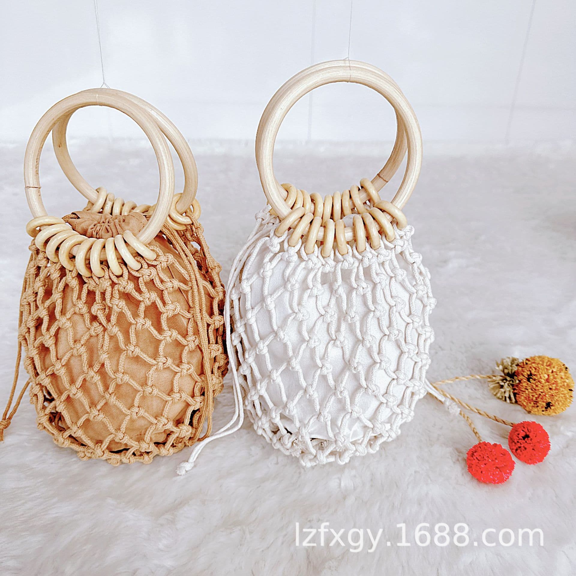 Fashionable Handmade Drawstring Straw Beach Bag Women's Handbag Wooden Handle Hollow Out New Style Inner Pocket