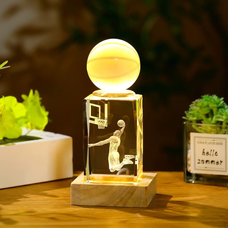 Back-to-school gifts, birthday gifts for boys, Curry hand-figured crystal basketball ornaments for boys, Kobe Bryant souvenirs