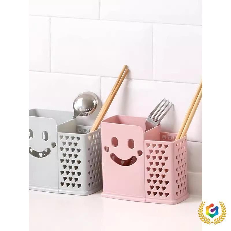 ✅ Household No-drill Chopsticks Holder Kitchen Creative Plastic Drainage Tableware Storage Box