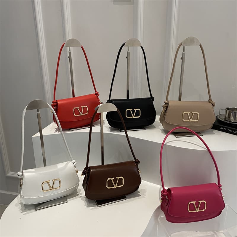 Women's Vintage Underarm Bag 2025 Spring New Simple Trendy Shoulder Bag Elegant Small Square Bag Textured Crossbody Bag