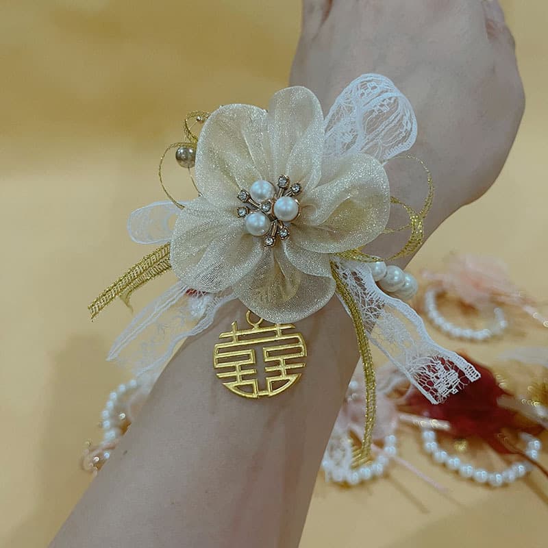 Wrist Flower High-end Feel for Newlyweds' Wedding, Bride Bridesmaid Sisters' Group Pink Lace Performance Bracelet Flower, Fresh and Delicate