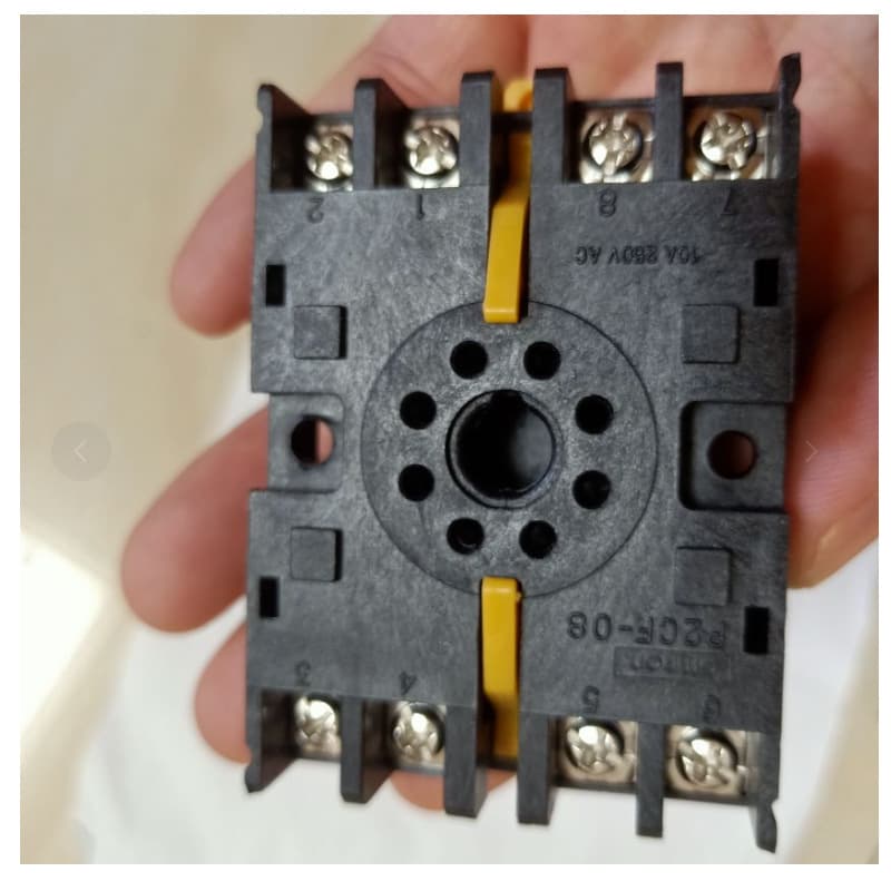 Relay Base P2CF-08-E