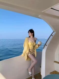 Women's Yellow Two-Piece Summer Set with Built-in Pads, Strapless Drawstring Polka Dot Skirt Set for Beachwear