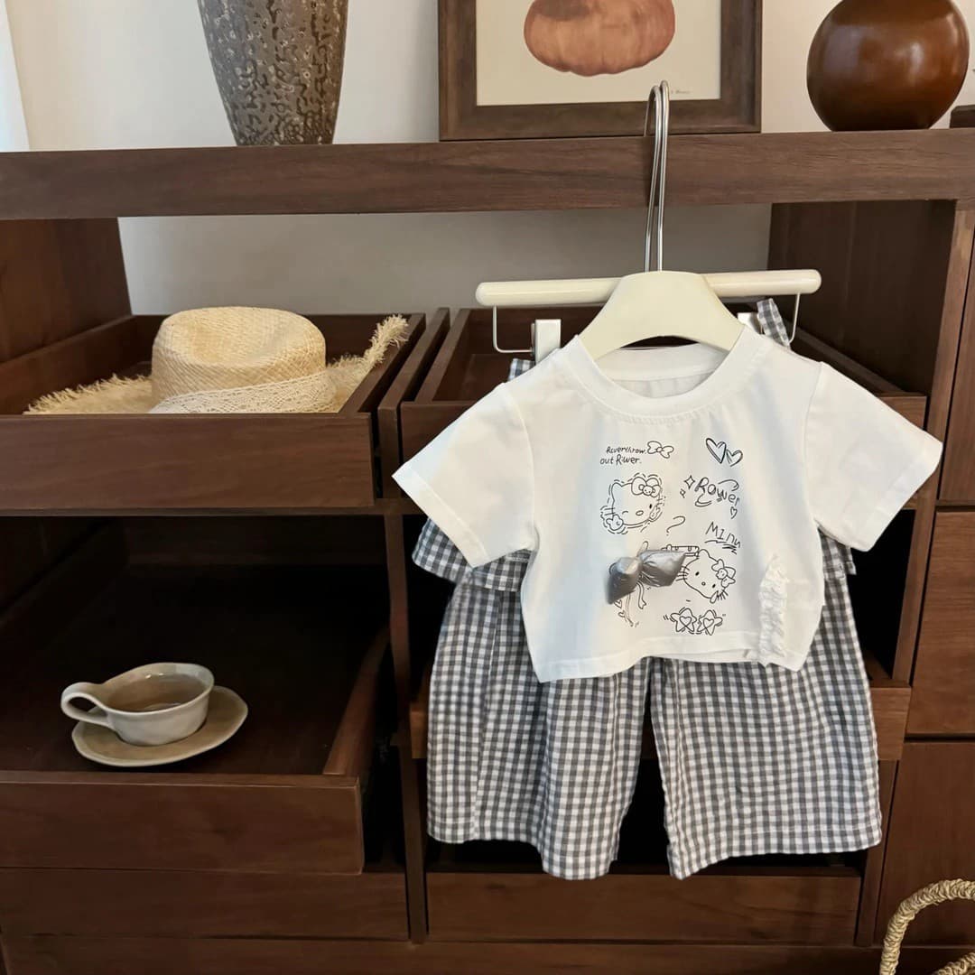 [Tian Xiaosi] Must-Have! Kindergarten Favorite Girl Cute KT Bow Pinafore Plaid Pants Three-Piece Set Trendy