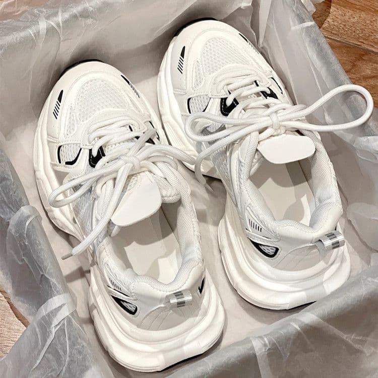 2025 Autumn/Winter New Arrival White Sneakers Japanese Retro Jogging Shoes Fashion Casual Sports Shoes Lightweight Versatile Dad Shoes
